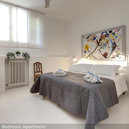 Ulisse & Penelope Apartments By Mamo ฟลอเรนซ์ ภายนอก รูปภาพ